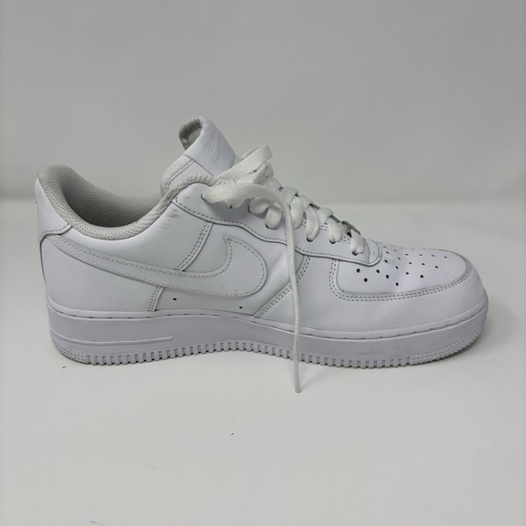 Nike Air Force 1 '07 Low Triple White Men's Size 9.5 - Picture 6 of 10